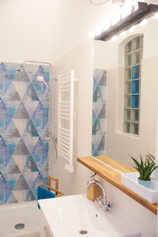 Apartamento Self Check-In Cozy Stylish Flat By Vaci Street Budapest Exterior foto
